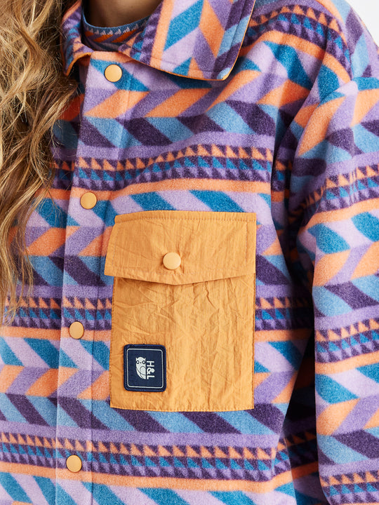 Men's fleece Shirt, a classic Pattern and a contrasting Apricot inside colour.
