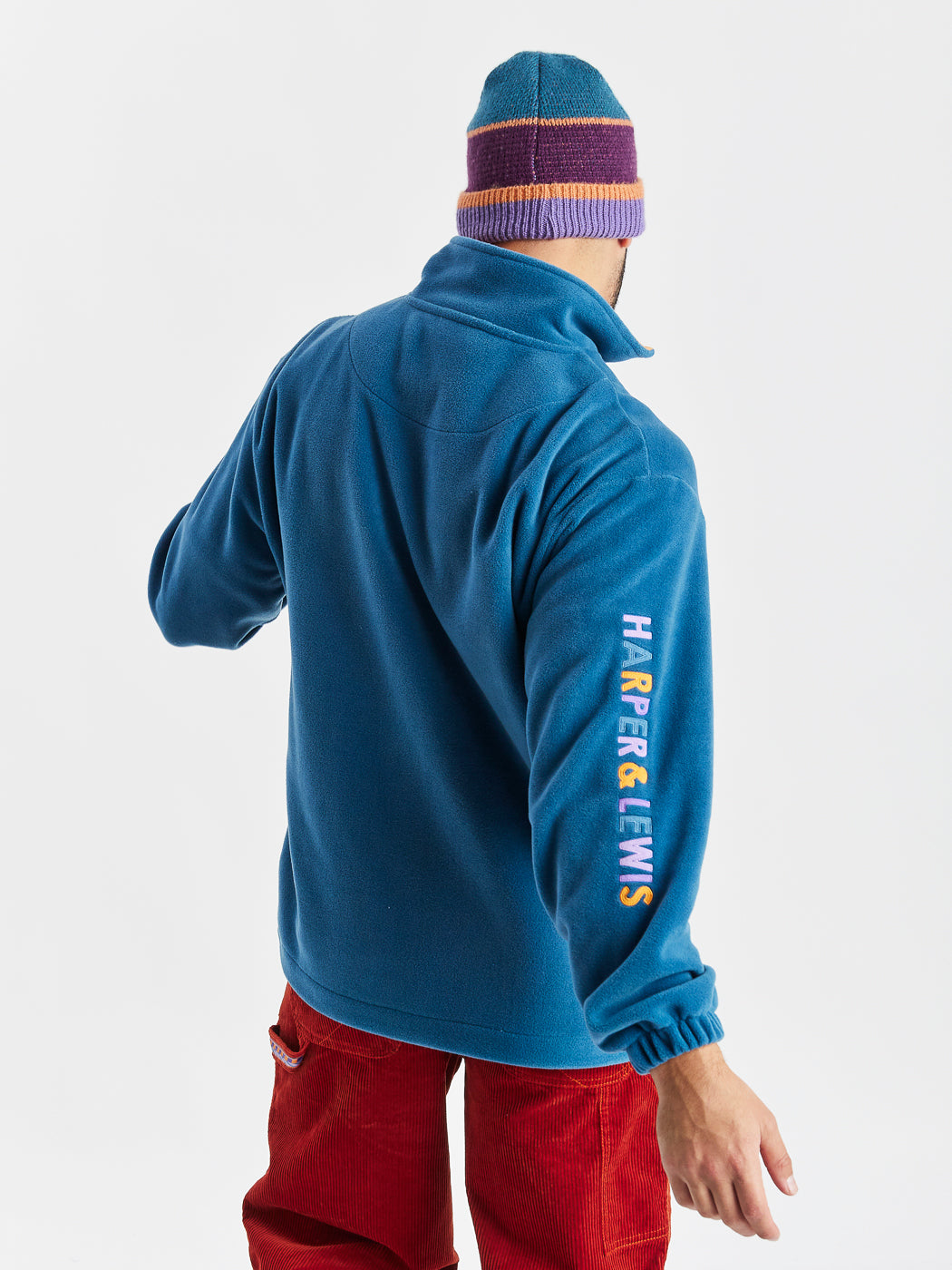 Colour of the season with the Jonnie fleece, with a Petrol fleece material and embroidery with colours including Deep Rose, Teal, Orange, and Deep Lavender to make this fleece jacket a must have.
