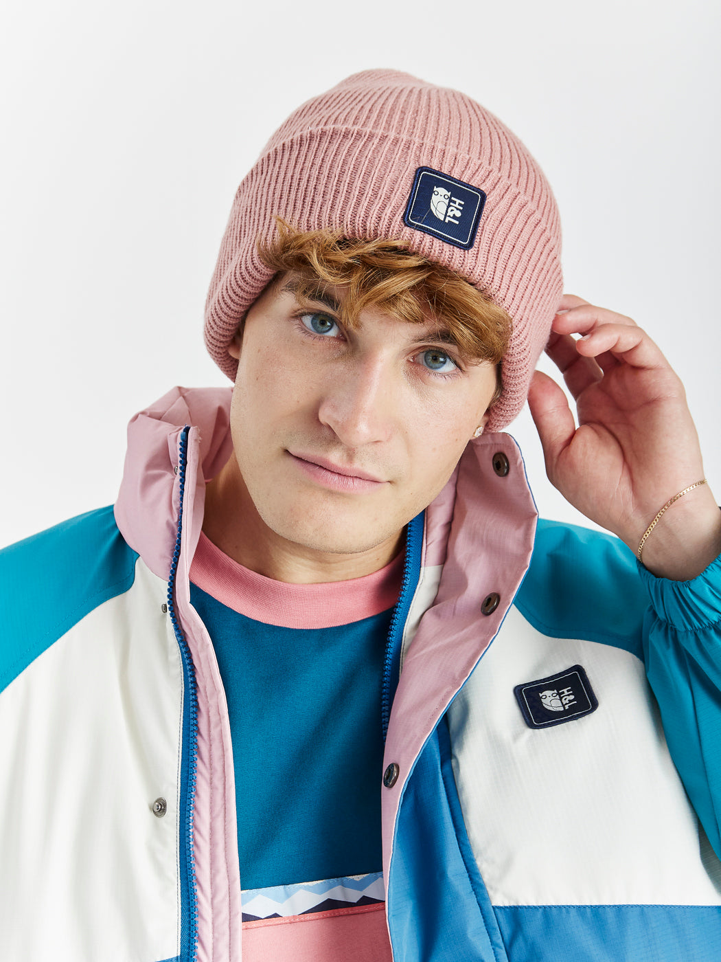 Add a pop of colour to your winter wardrobe with the Cervinia Beanie, a cosy woolly winter hat in a Rose shade.
