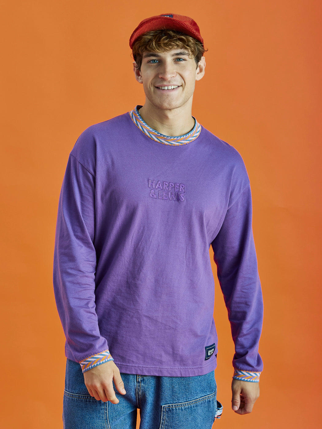 This striking deep purple crewneck t-shirt offers an oversized fit.