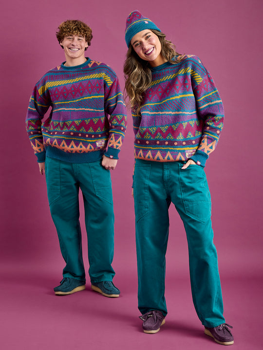 Both Models wearing the vintage inspired knitted jumper.
