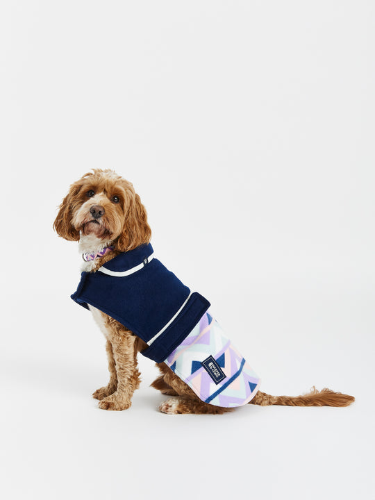 Keep your furry friend warm and stylish with the Polar Dogs Fleece.
