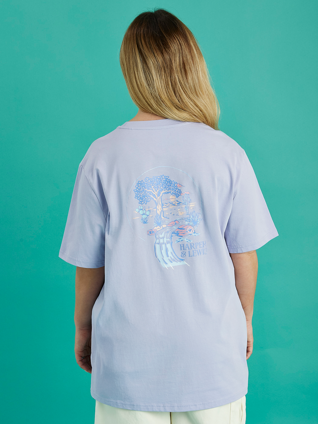 The t-shirt shows the way you can wear them, with shorts in the summer or layered with a fleece over the top.
