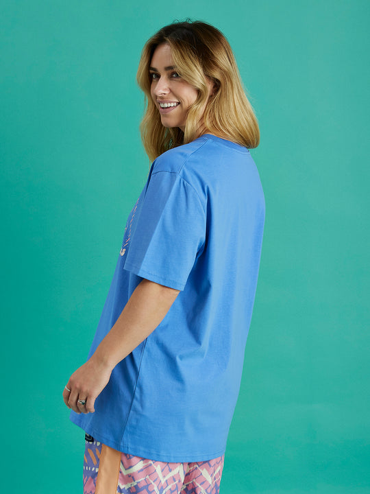 The plain back of the unisex Surya tee in Royal Blue.